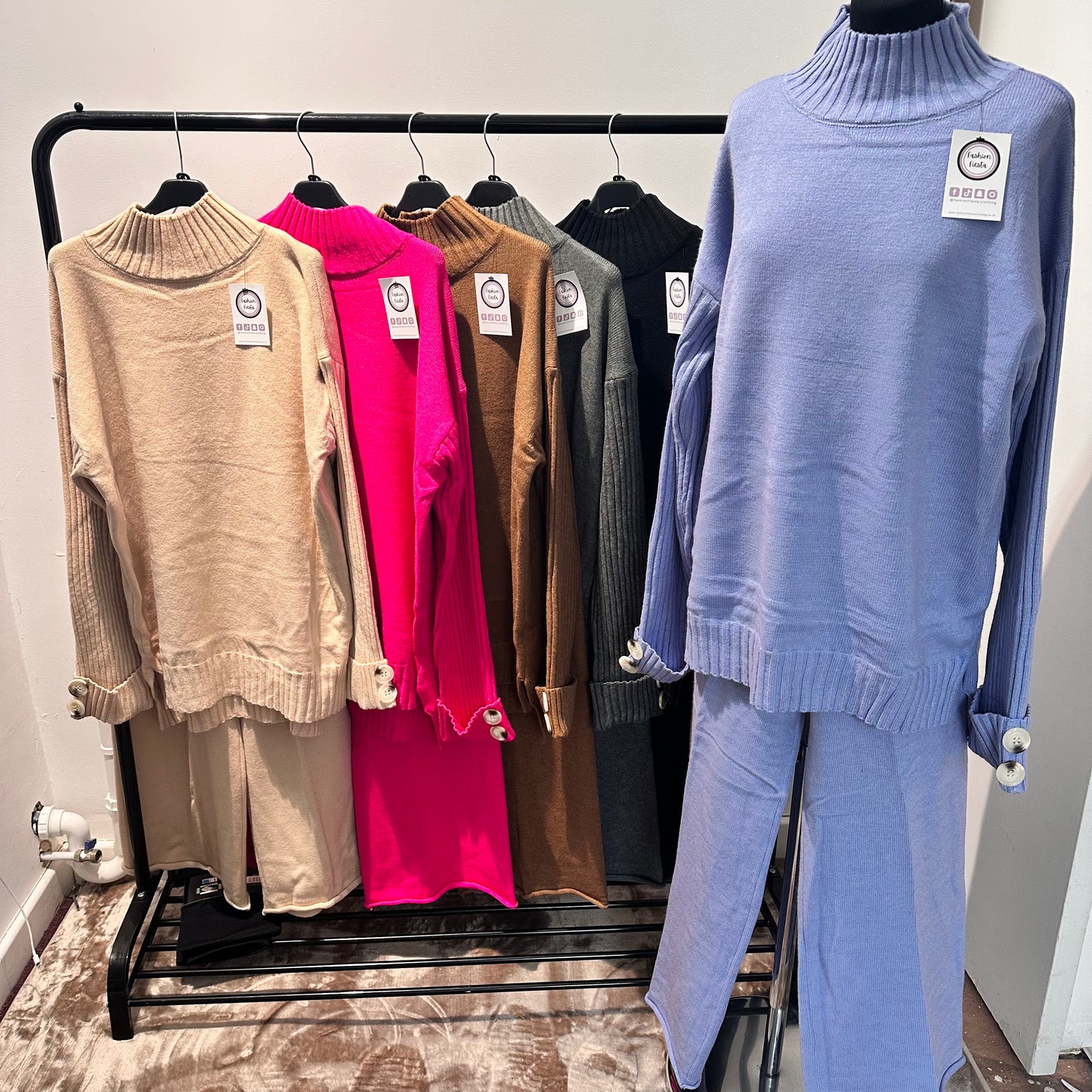 1461 - HIGH NECK CHUNKY BUTTON LOUNGEWEAR SET