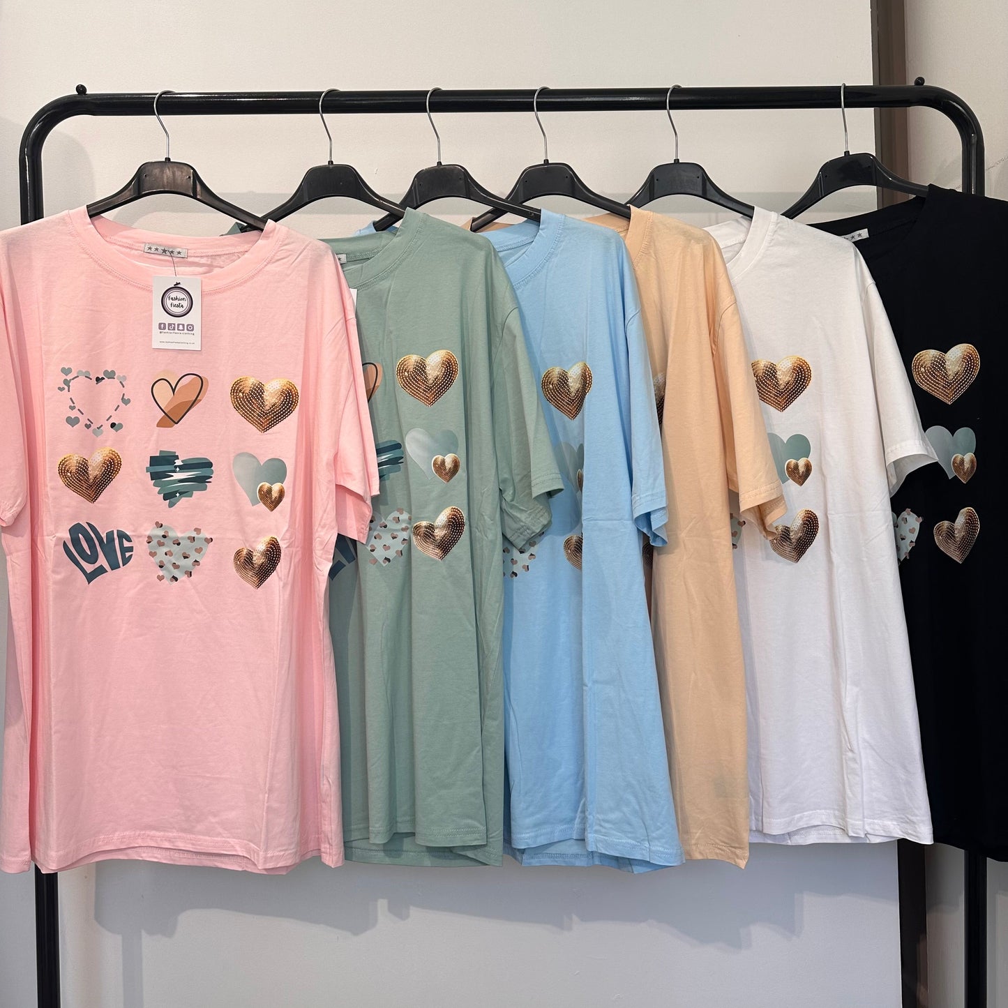 1620 - T-Shirt (Heart Square Print)