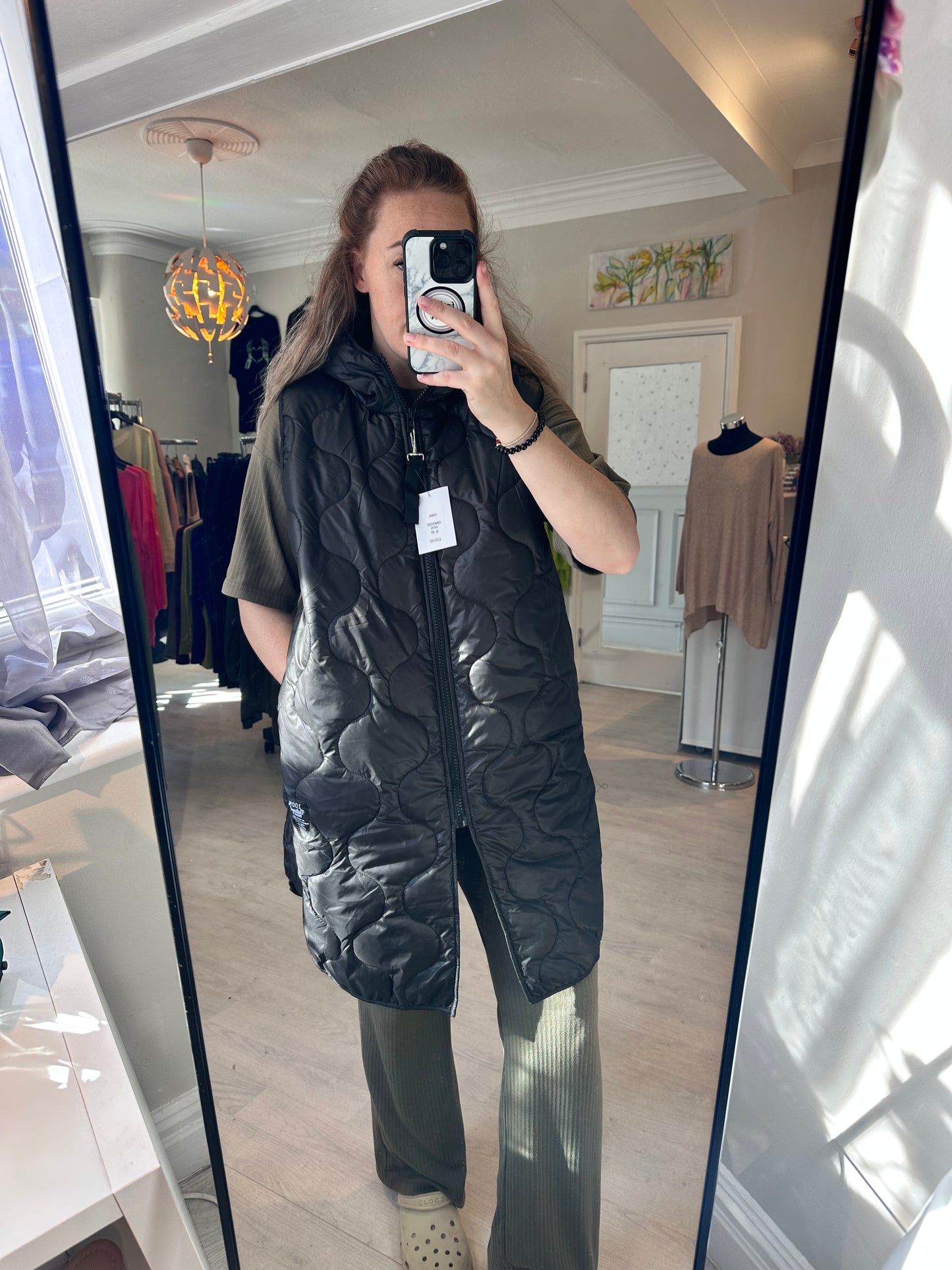 1384 - BLACK LONG GILET WITH HOOD
