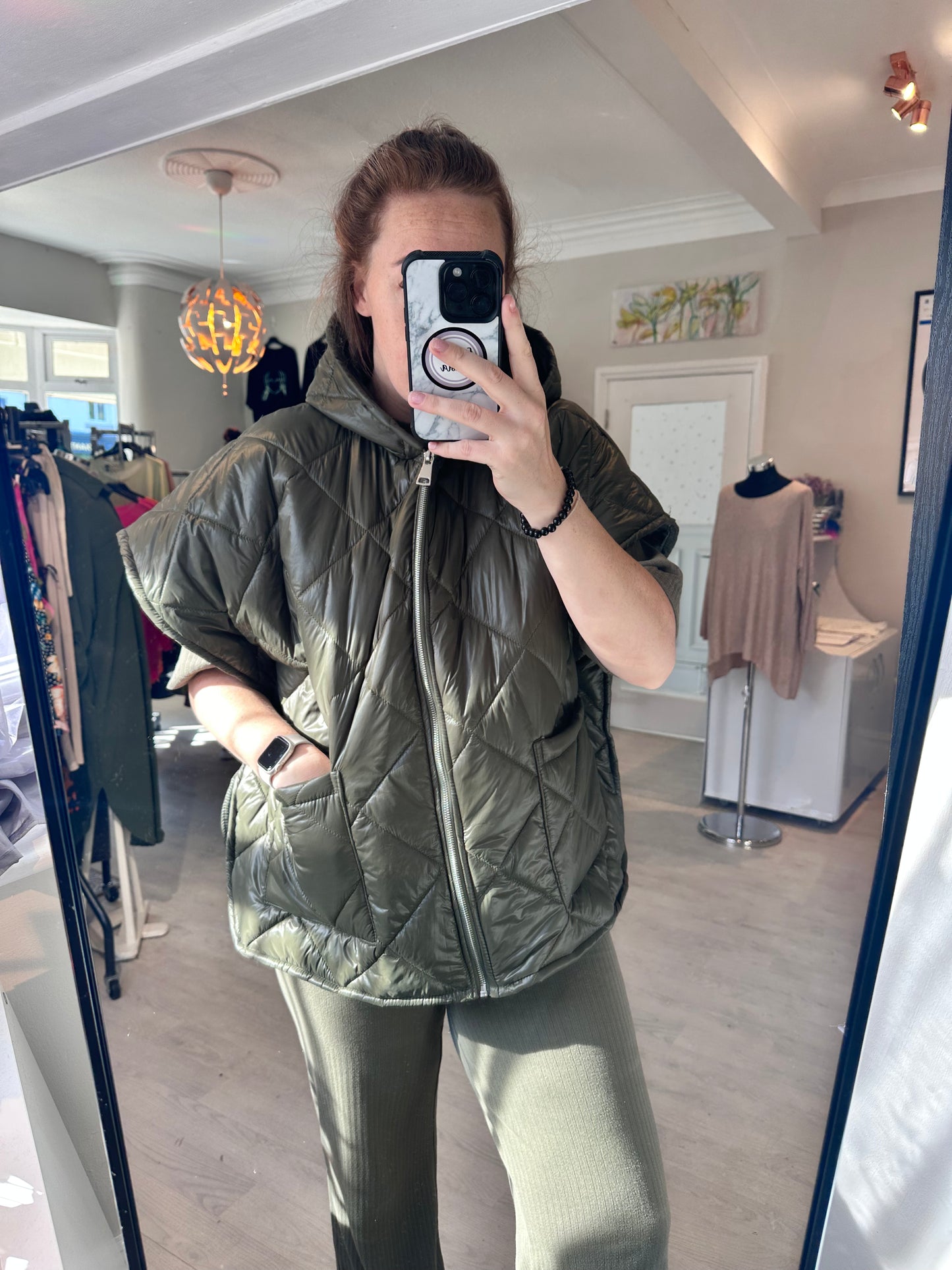 1376 - HOODED POCKET GILET