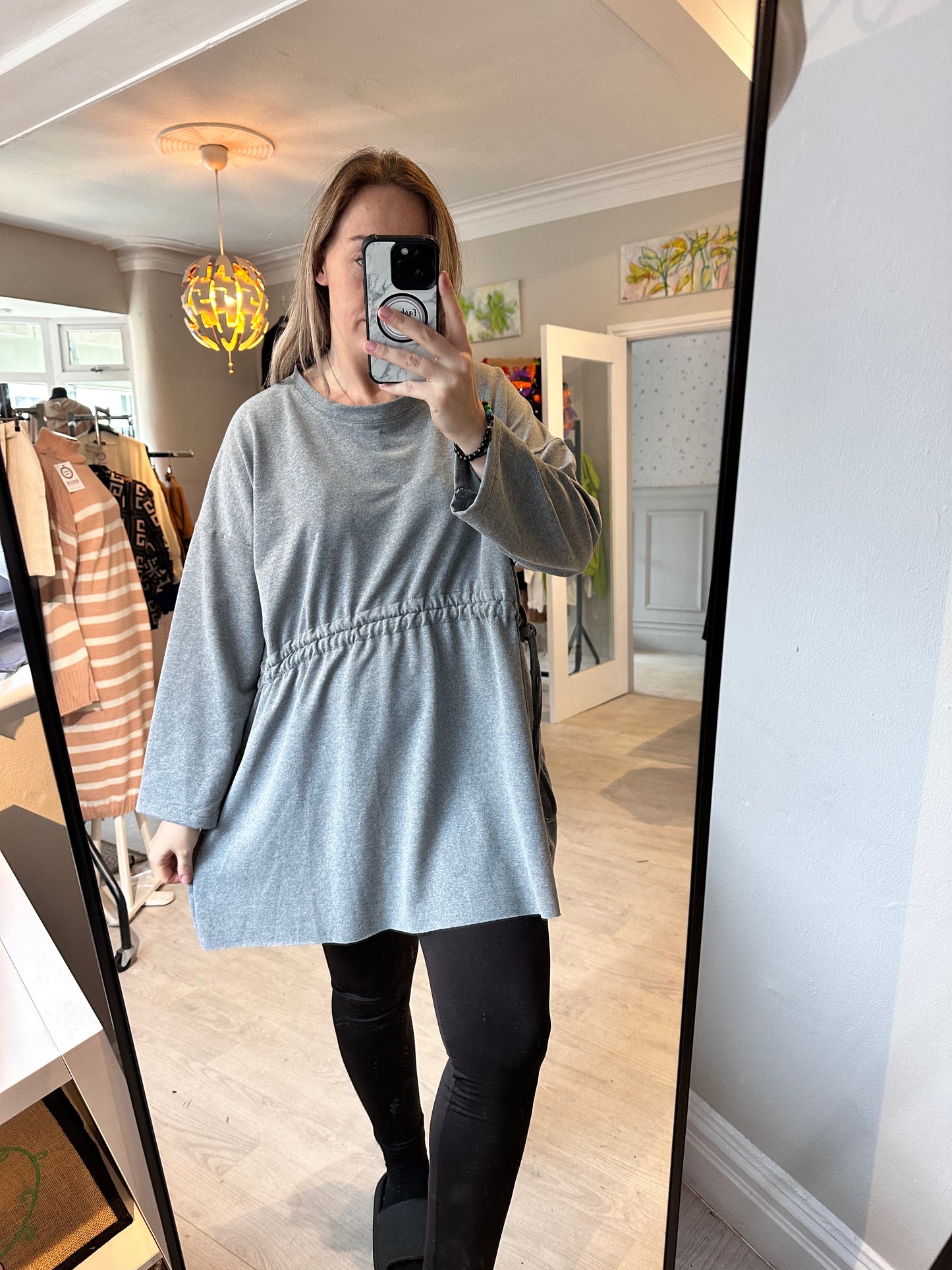 1403 - DRAWSTRING POCKET TOP