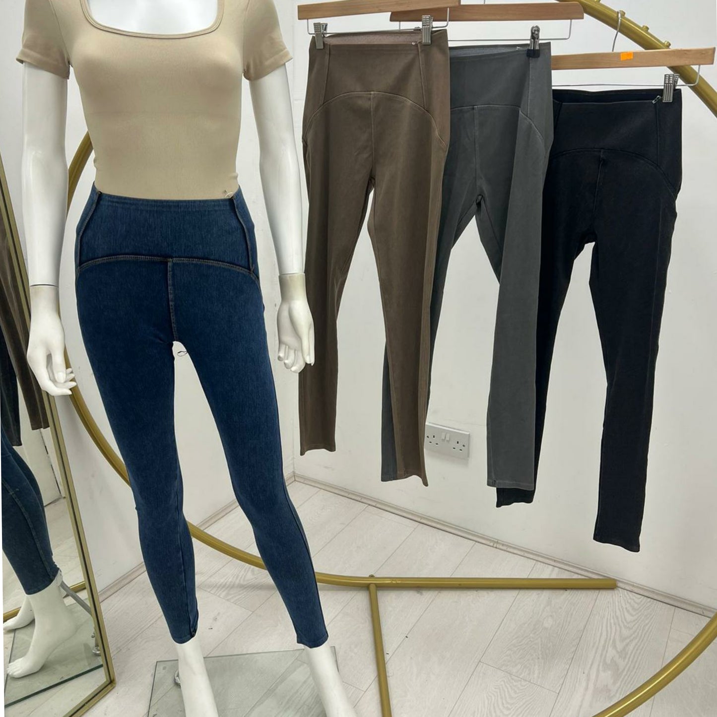 1550 -DENIM LEGGINGS