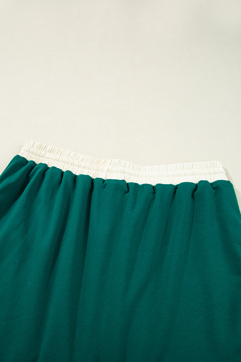 Bonbon Plus Size Contrast Trim T Shirt and Skirt Two Piece Set