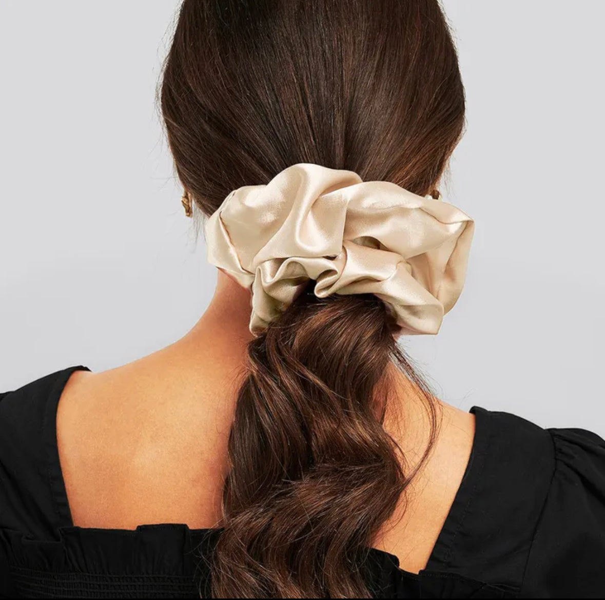 *PRE-ORDER* A057 - Scrunchie