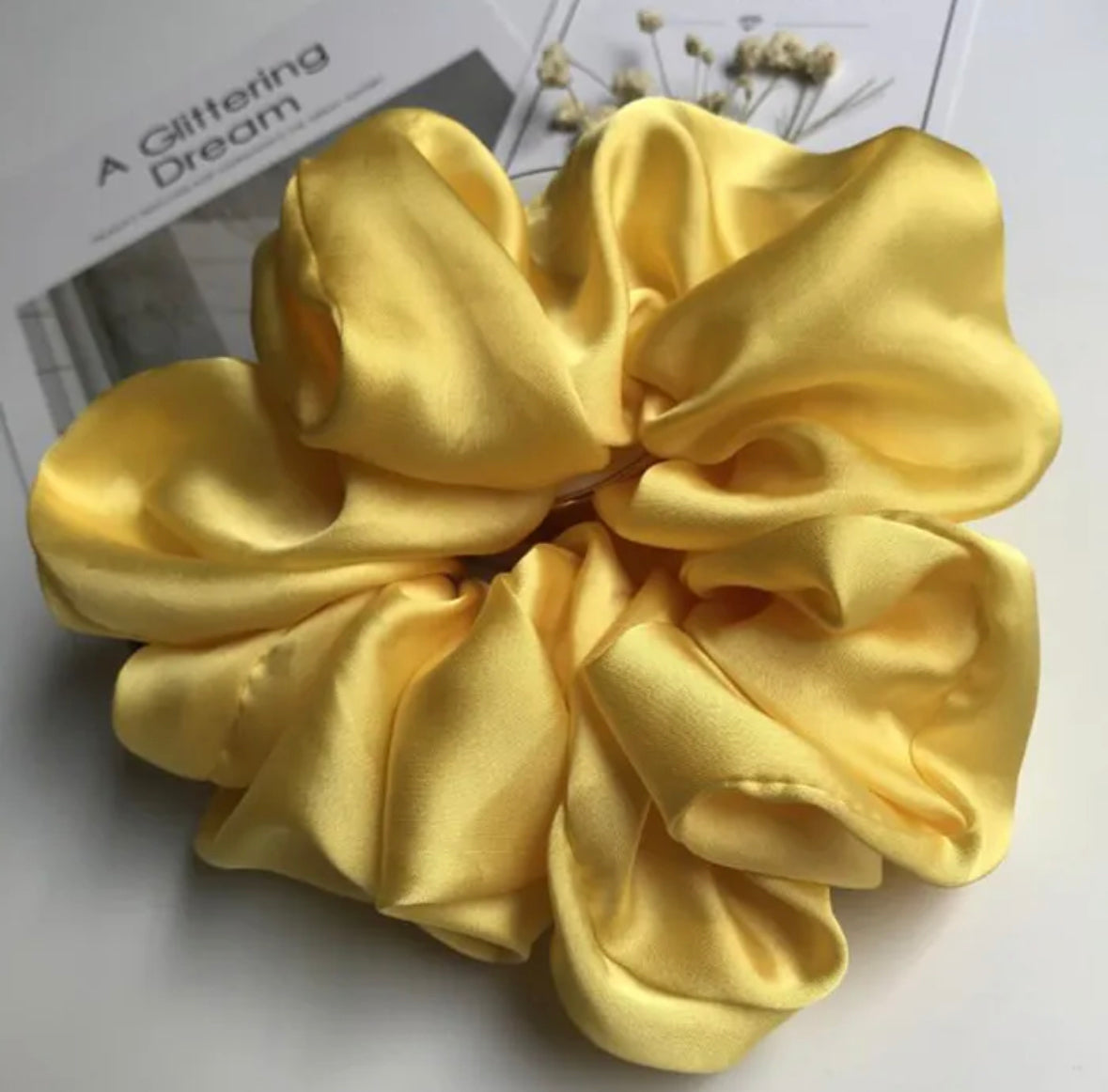*PRE-ORDER* A057 - Scrunchie