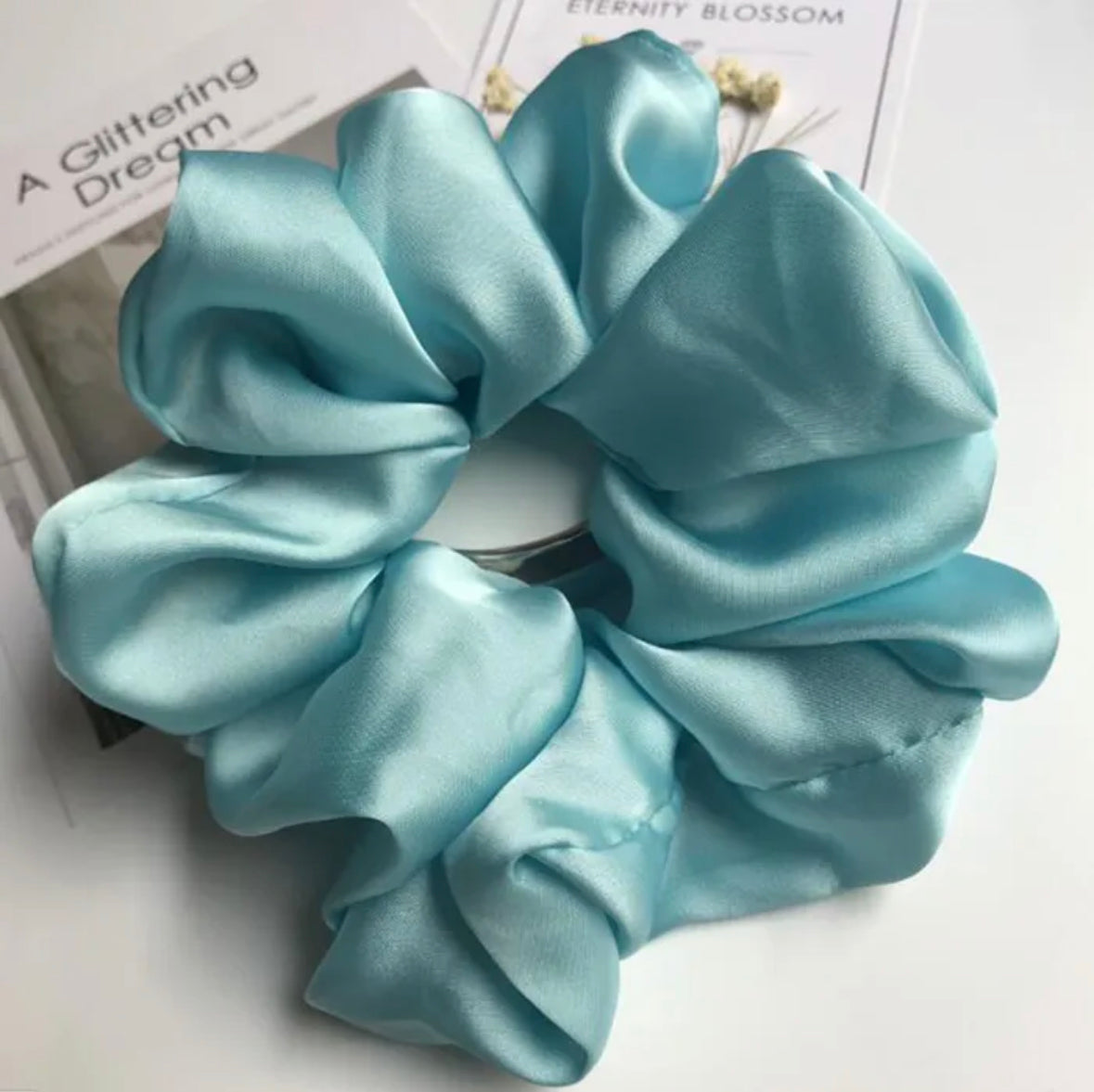 *PRE-ORDER* A057 - Scrunchie