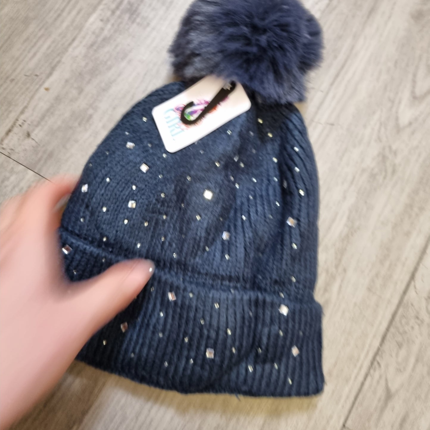 A088 - Sparkle Fleece Lined Fur Bobble Hat