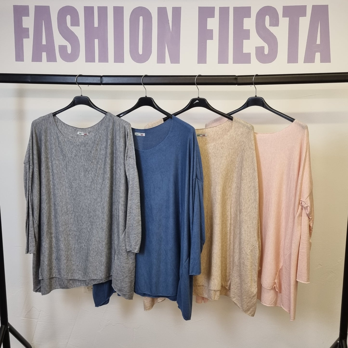 1884 - Basic Loose Neck Top