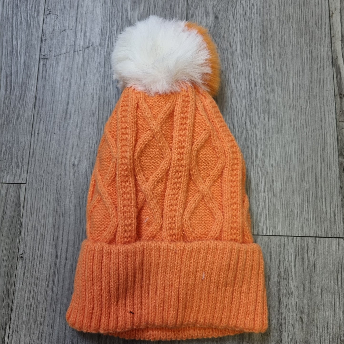 A093 - Duo Pom Colour Hat