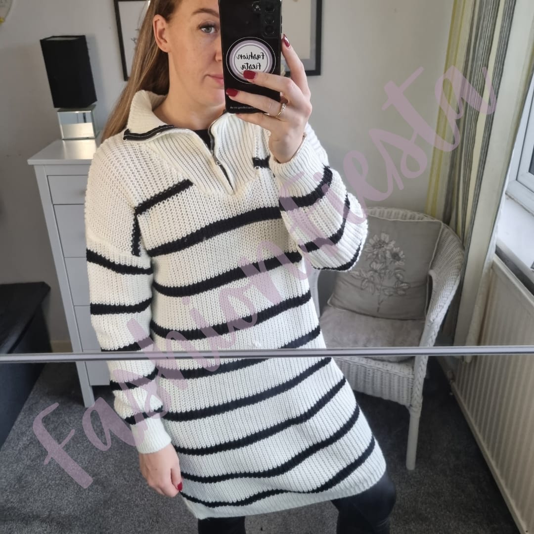 1112 - STRIPE ZIP LONG JUMPER