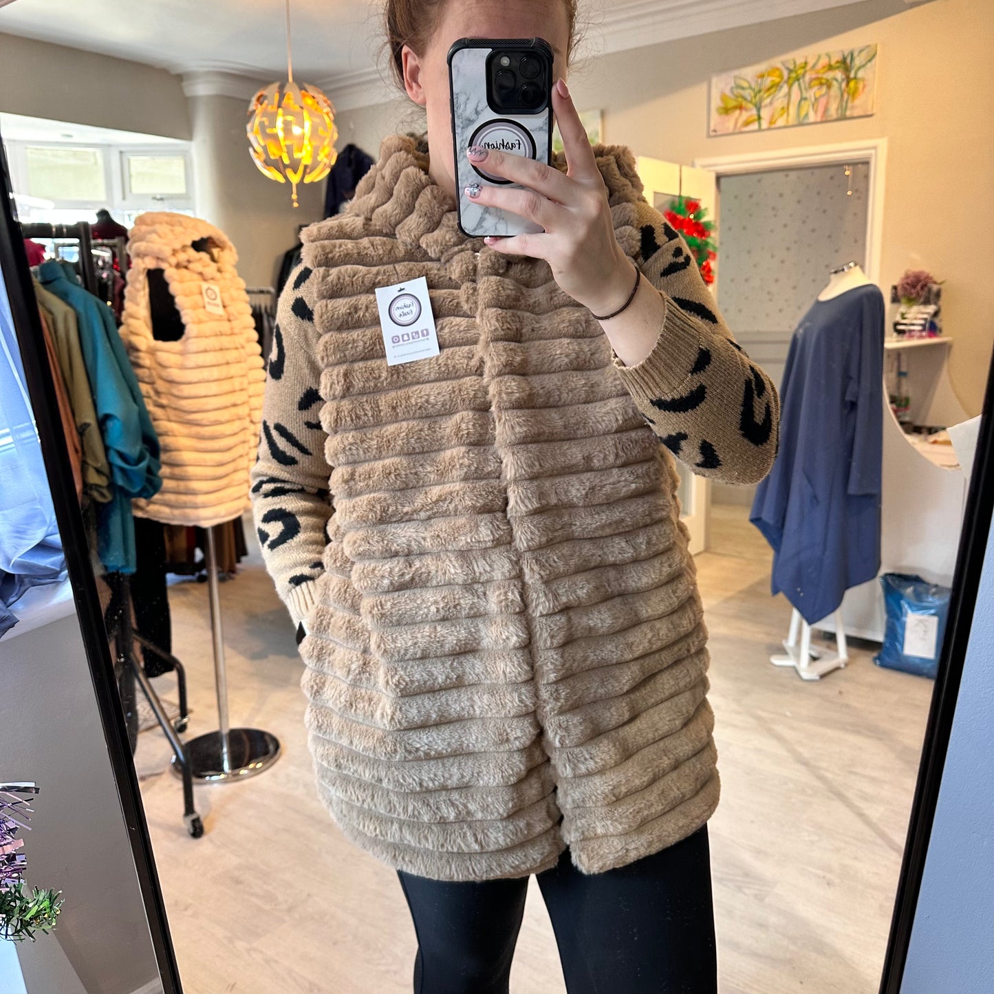 1504 - FAUX FUR GILET