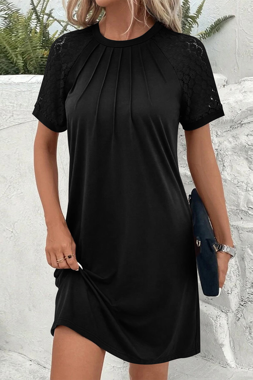 Green Contrast Lace Raglan Sleeve Pleated Detail Shift Dress