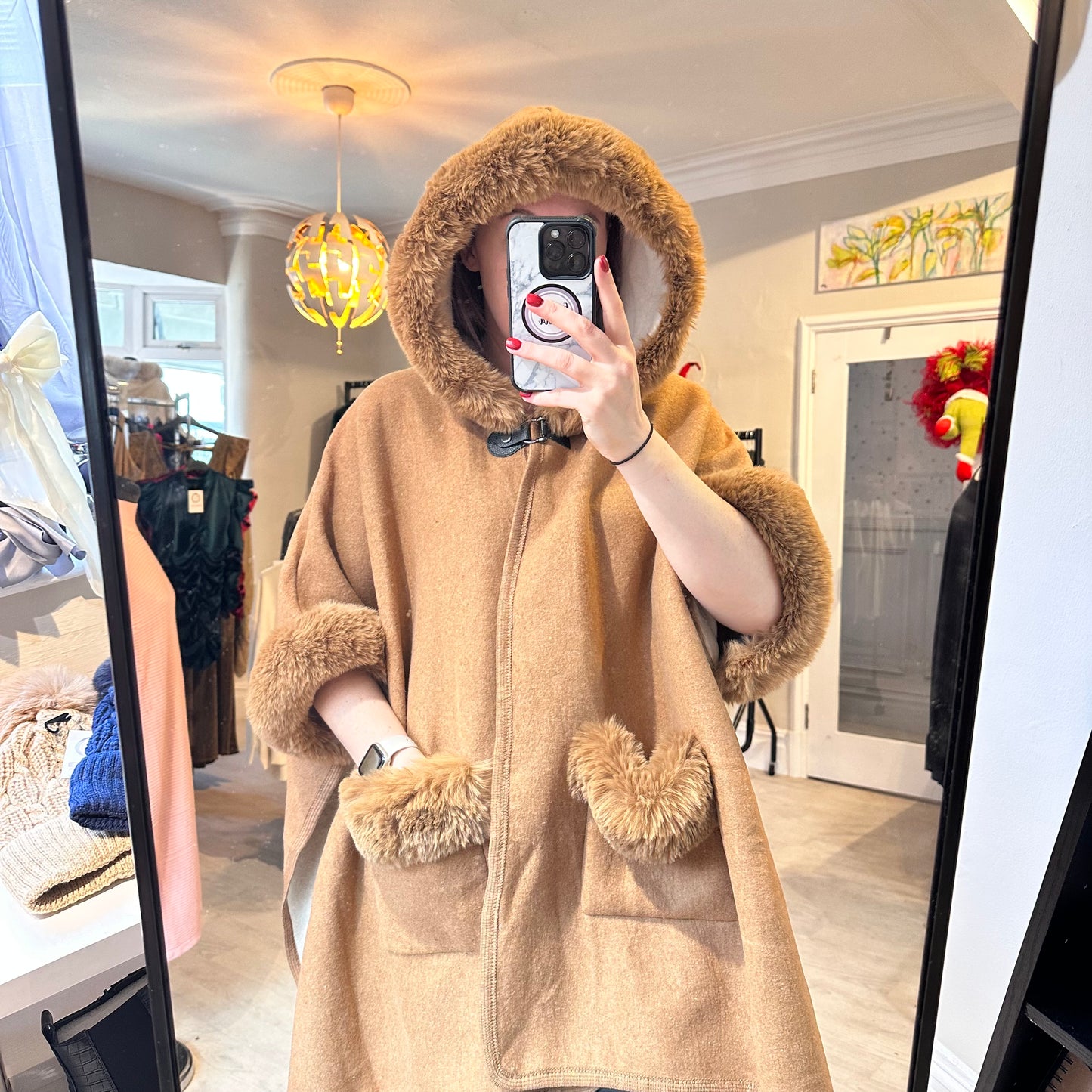 1468 - FUR EDGE POCKET PONCHO