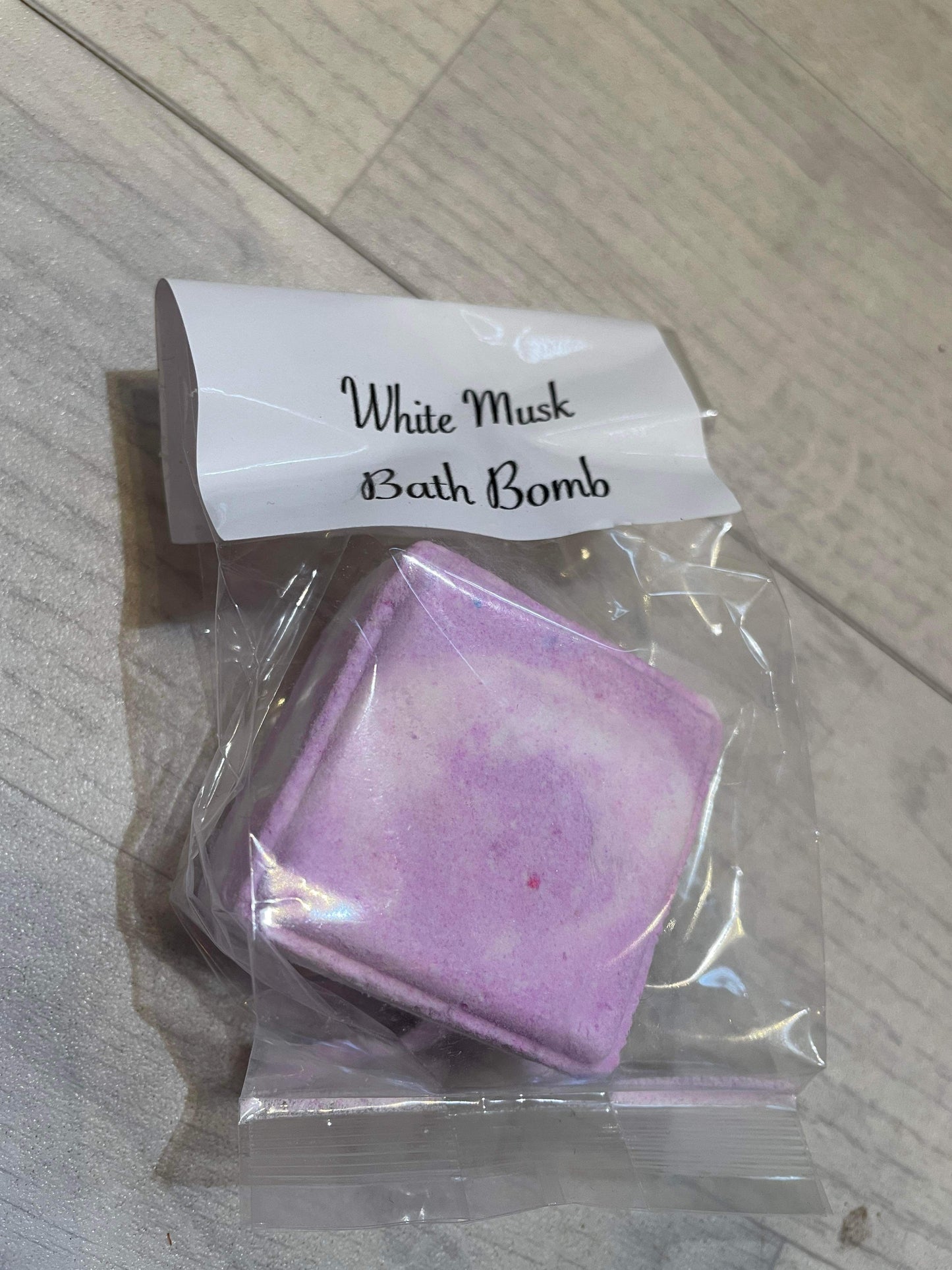 BATH BOMB