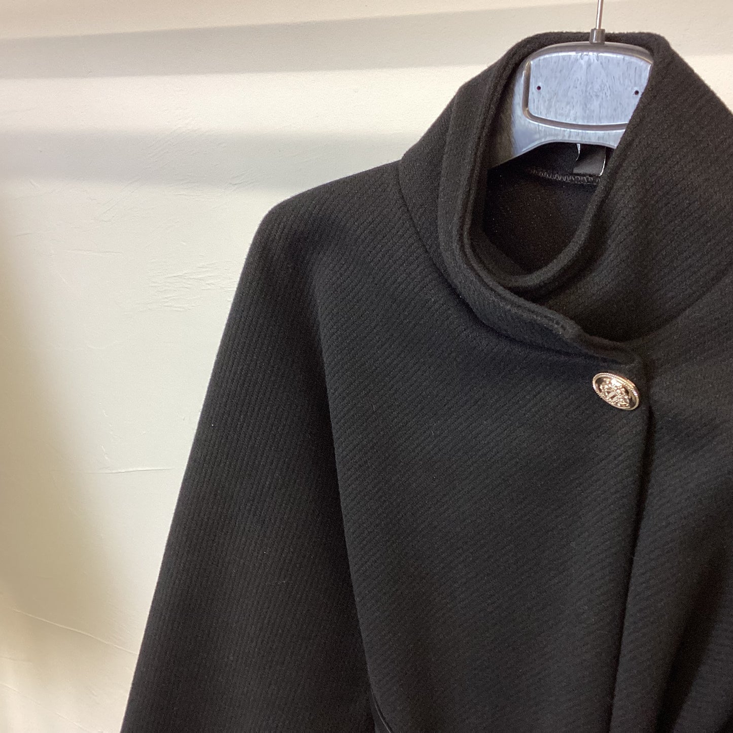 1425 - BELTED CAPE
