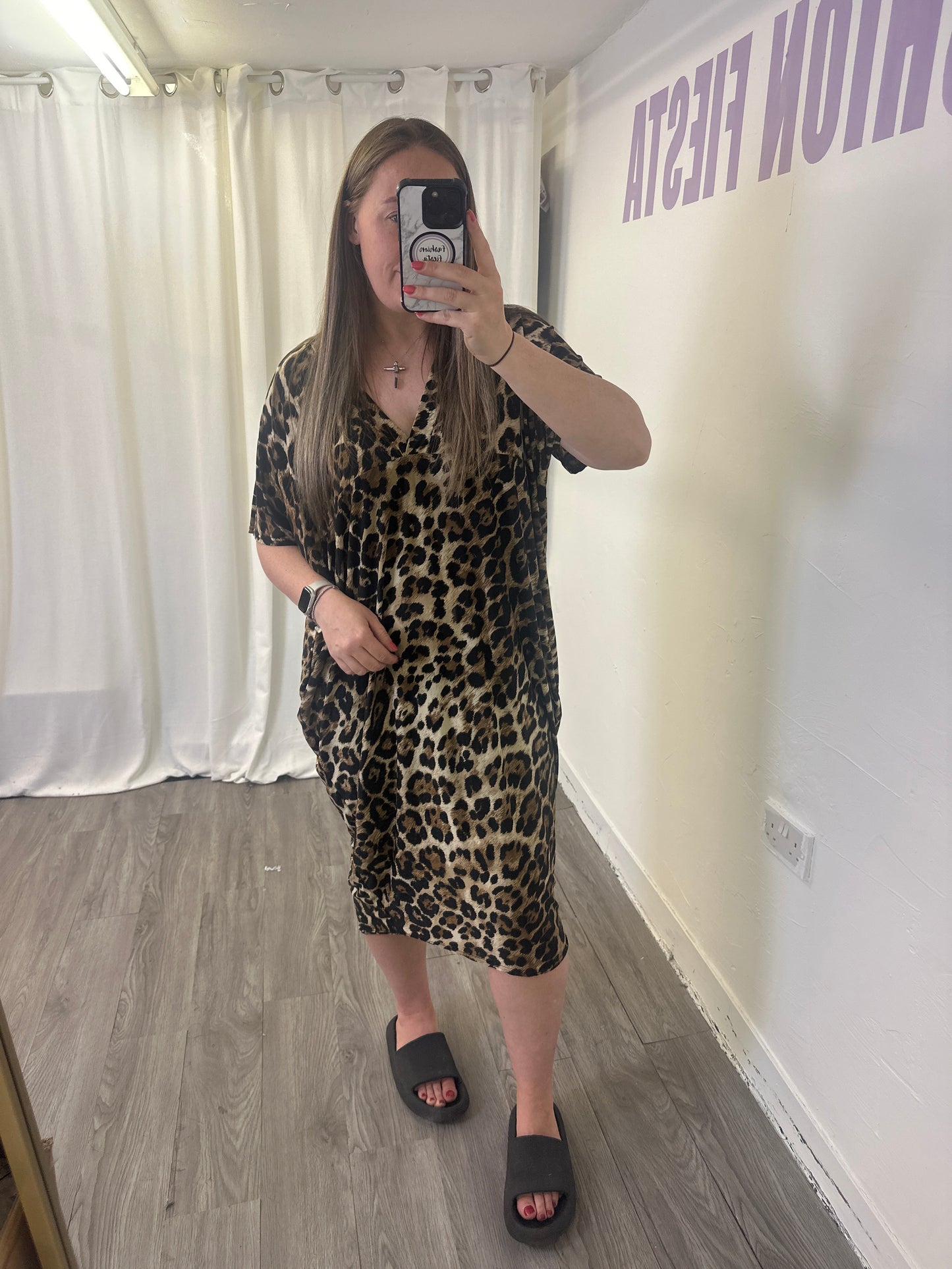 1927 - V Neck Leopard Print Dress