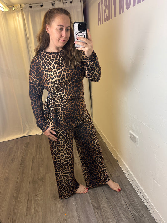 1984 - Leopard Print Long Sleeve Wide Leg Tie Detail Lounge Wear Set