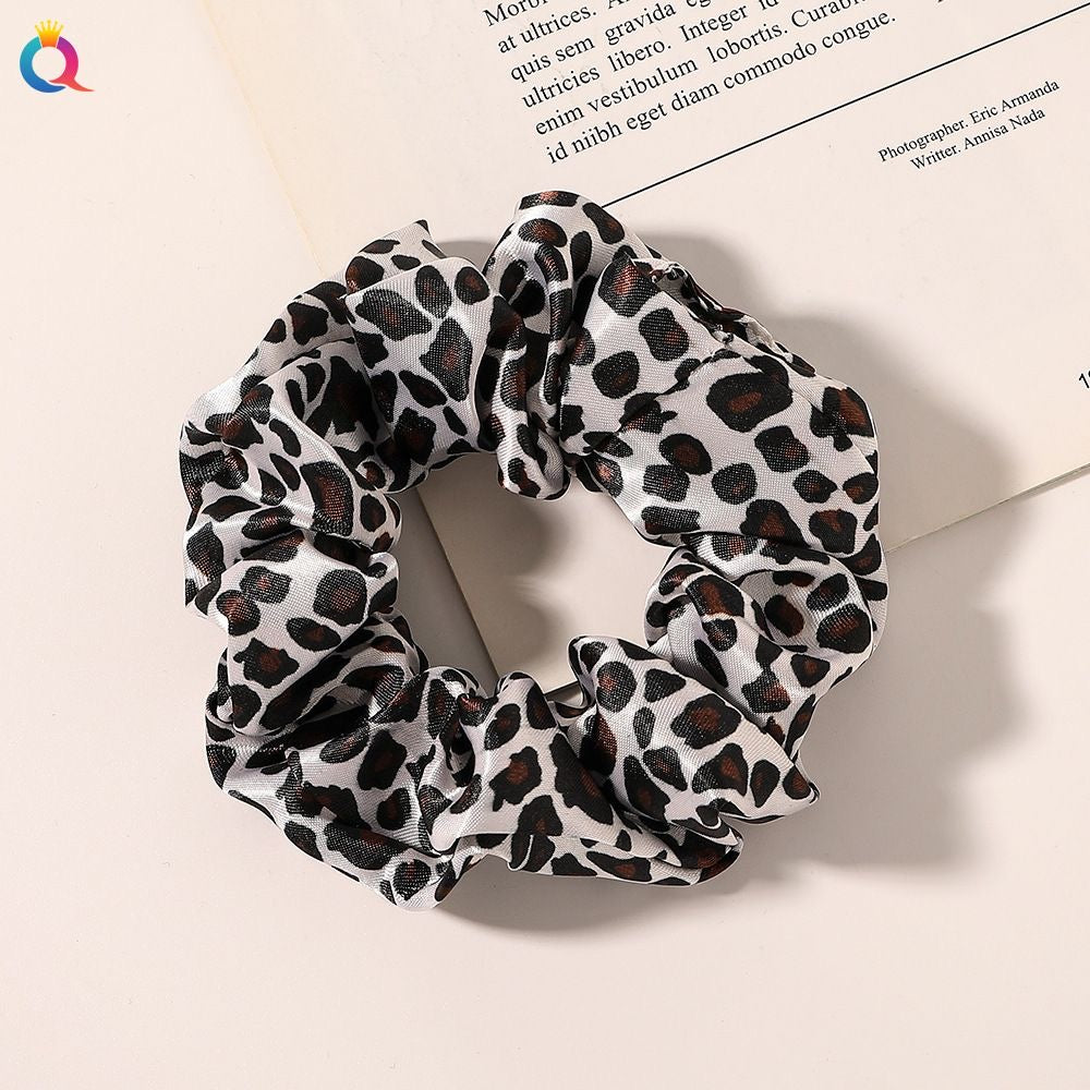 A019 - MEDIUM SCRUNCHIE