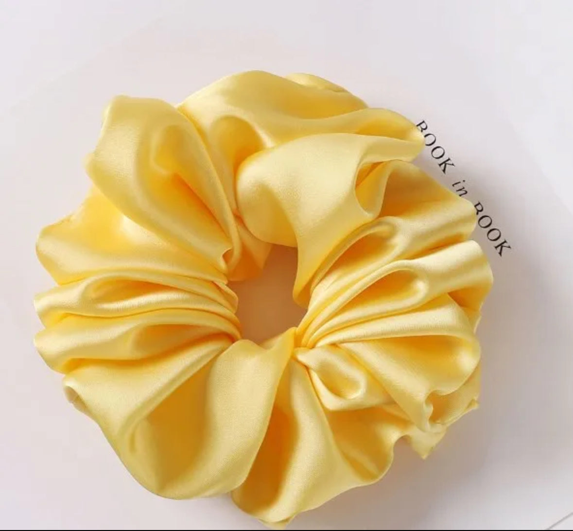 A121 - Lemon XL Scrunchie