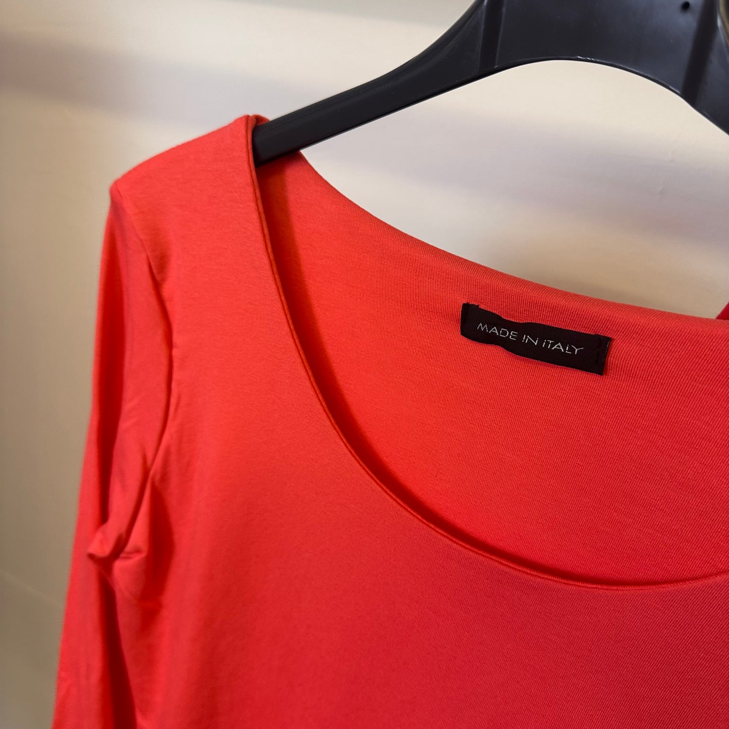 1841 - Long Sleeve Basic Top