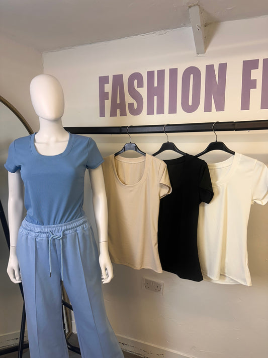 1921 - Ribbed Basic Top