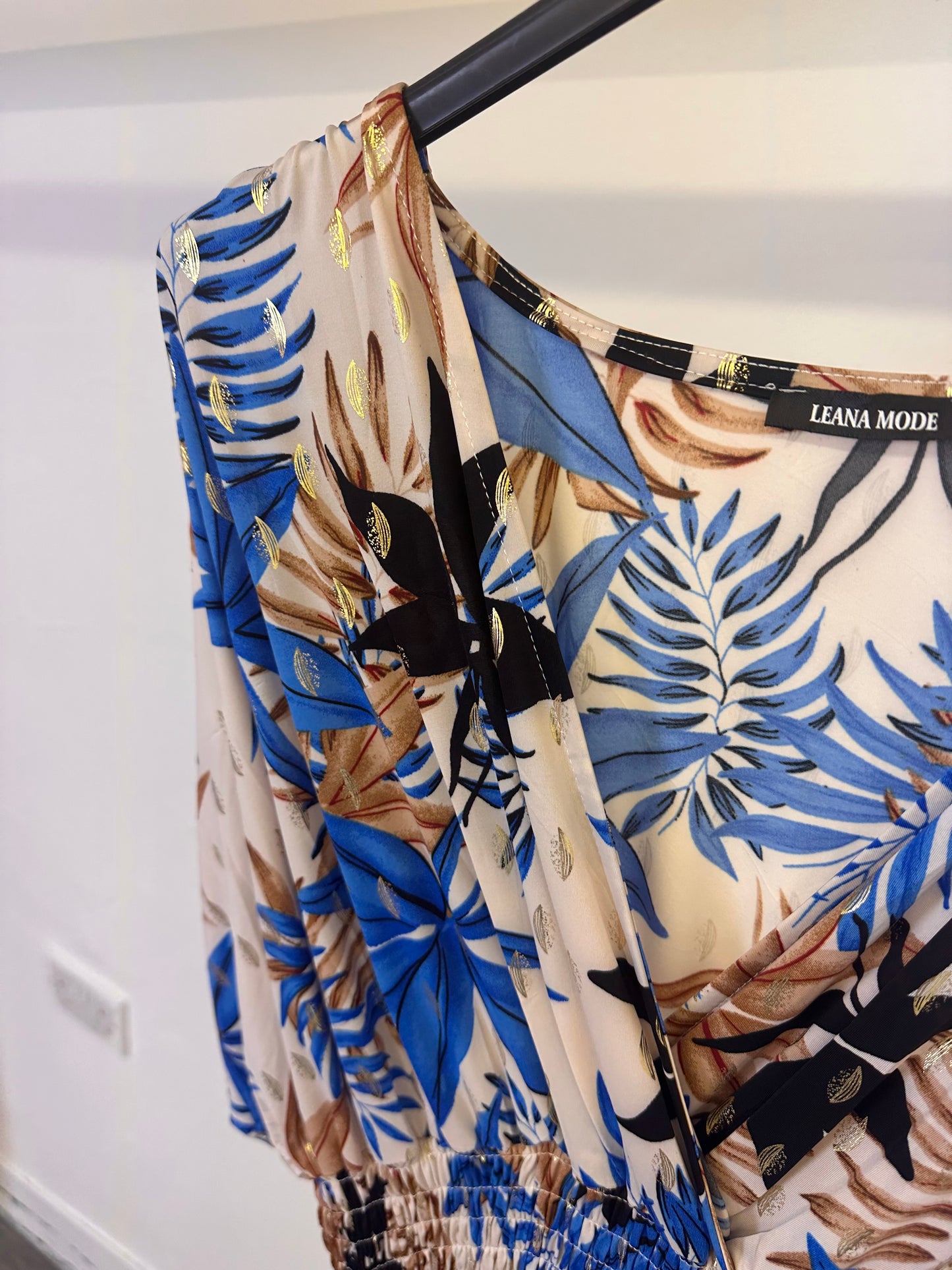 1932 - Magic Jumpsuit Leaf Pattern