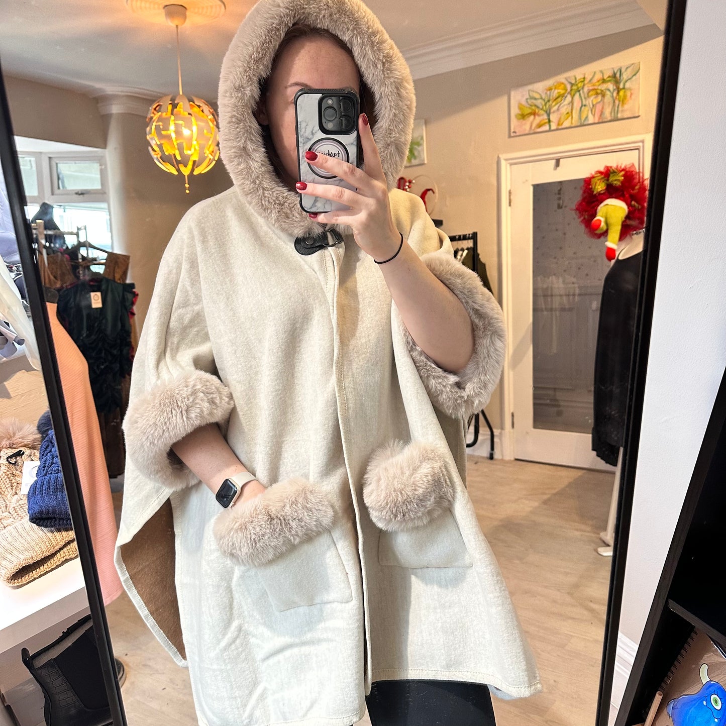 1468 - FUR EDGE POCKET PONCHO