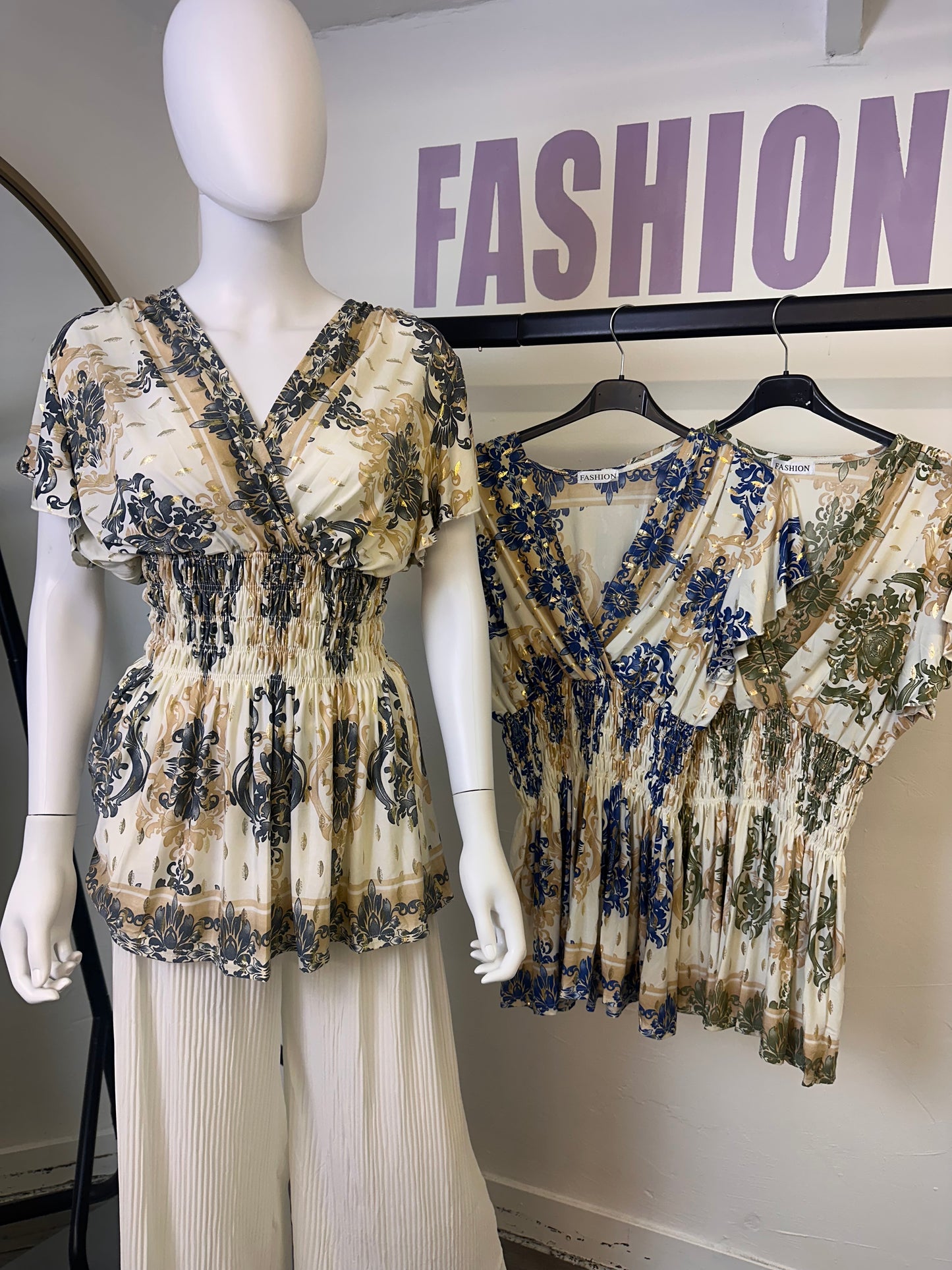 1922 - Magic Gold Foil Detail Top