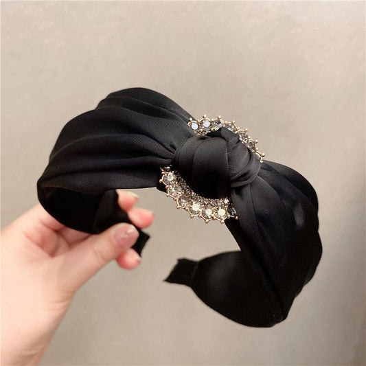 A017 - KNOT HEADBAND WITH GEM DETAIL