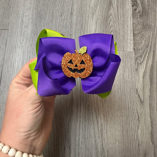A075 - Halloween Clip