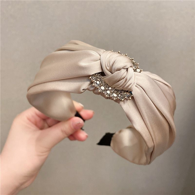 A017 - KNOT HEADBAND WITH GEM DETAIL