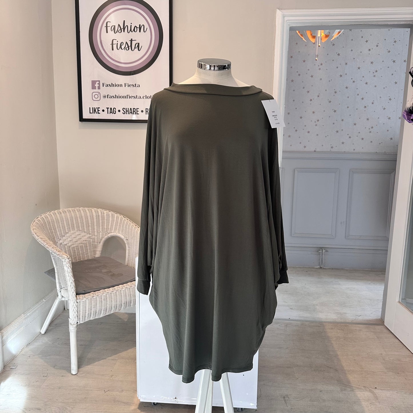 1430 - BASIC BATWING TUNIC