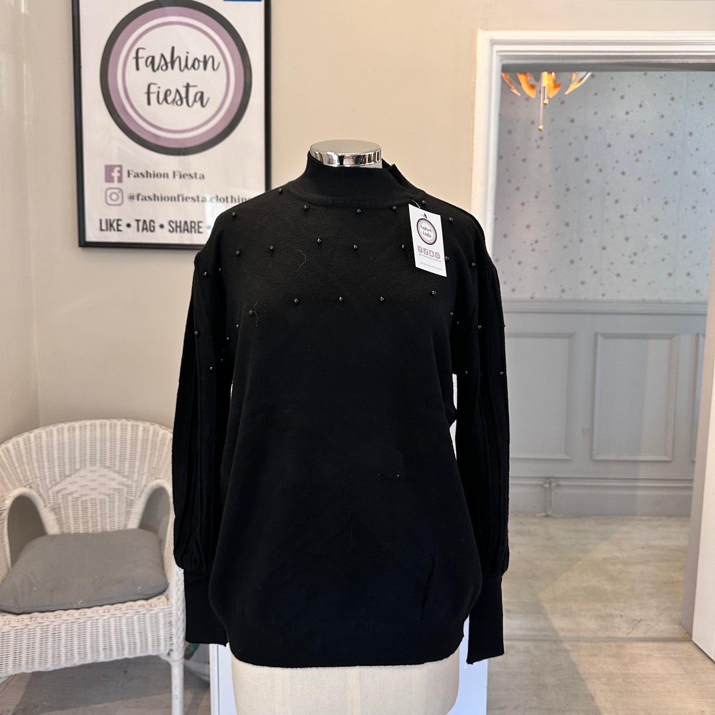 1490 - BALLOON SLEEVE PEARL JUMPER