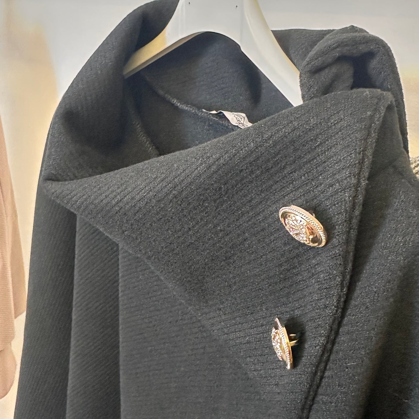 1877 - Gold Button Cape