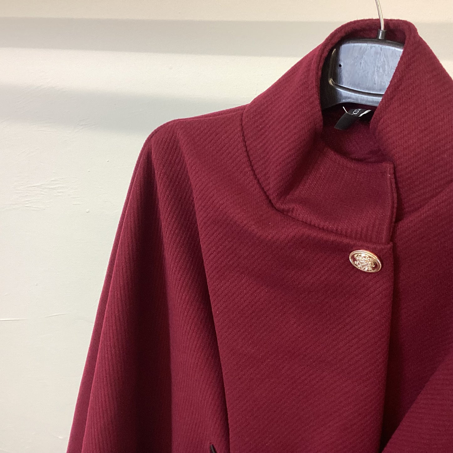 1425 - BELTED CAPE