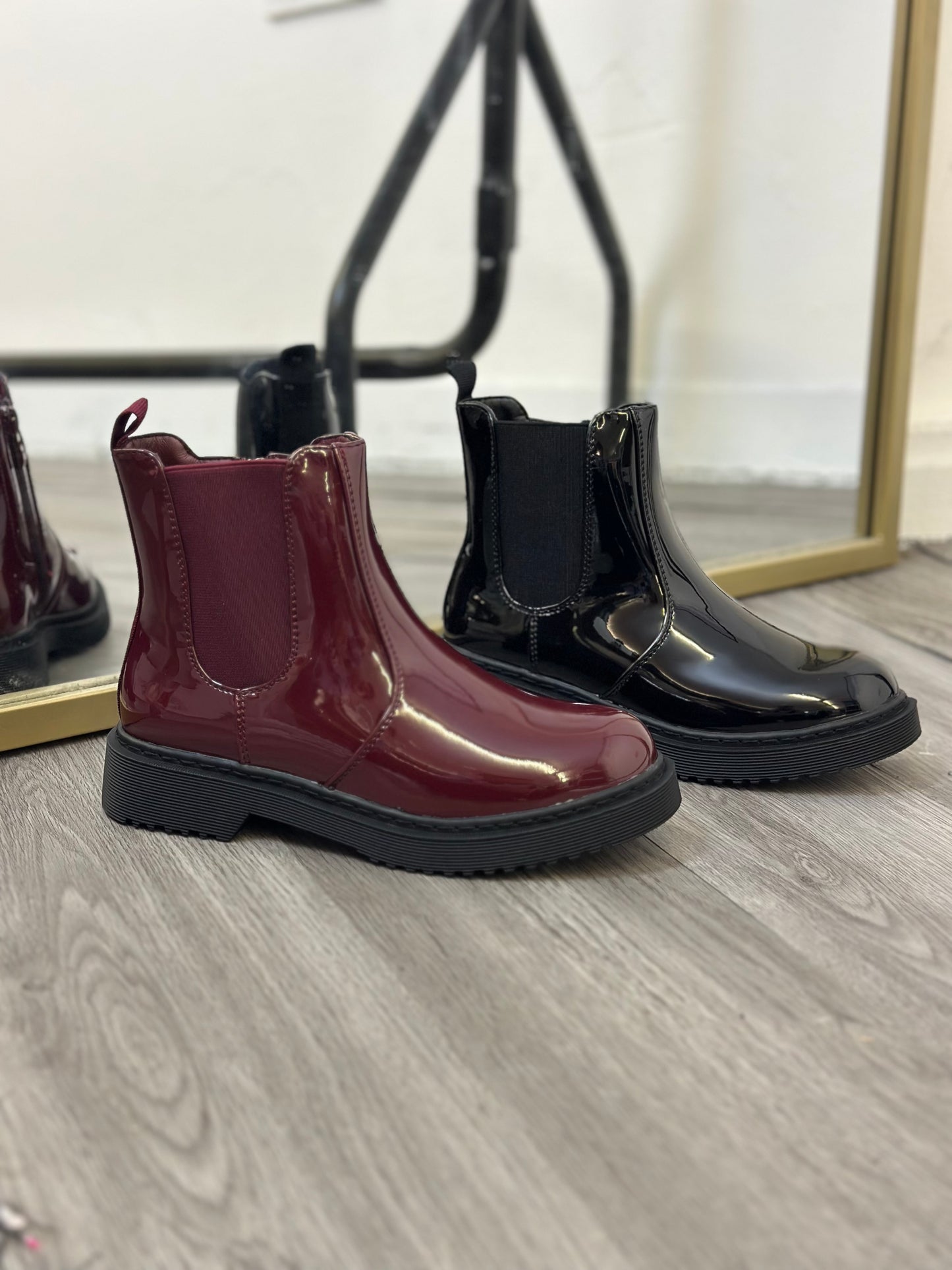 S1029 - Patent Leather Boots