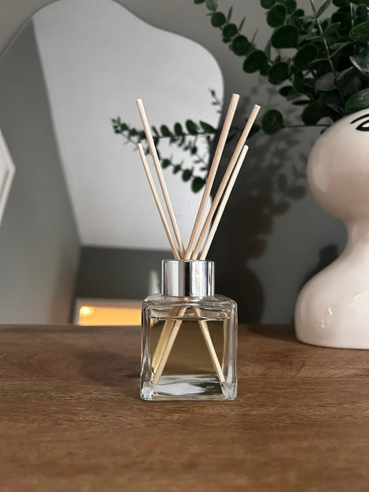 F1017 - FF FRAGRANCES - Reed Diffuser Refill 100ml