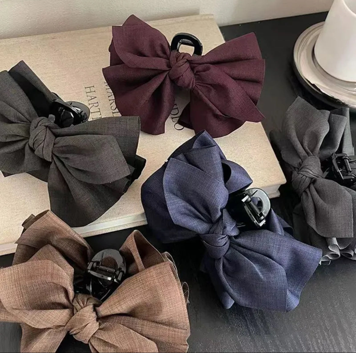 A100 - Bow Clip
