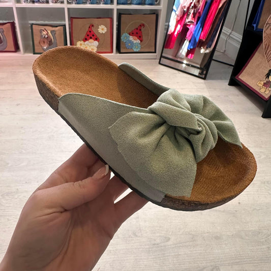S1009 - Chunky Knot Sandal