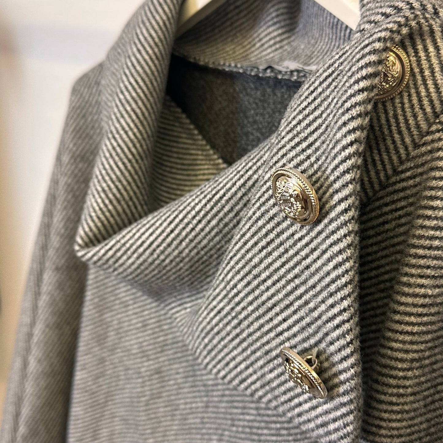 1877 - Gold Button Cape