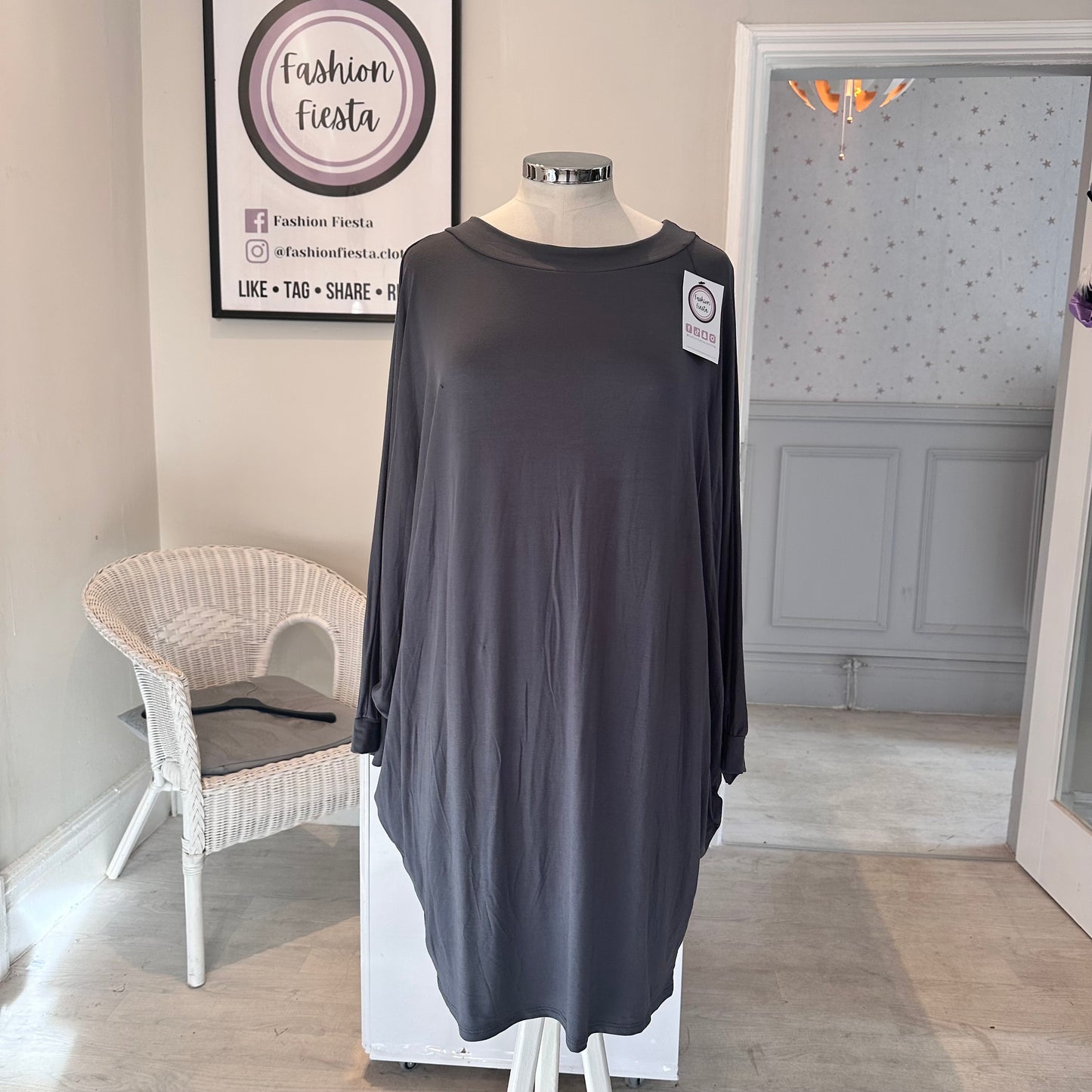 1430 - BASIC BATWING TUNIC