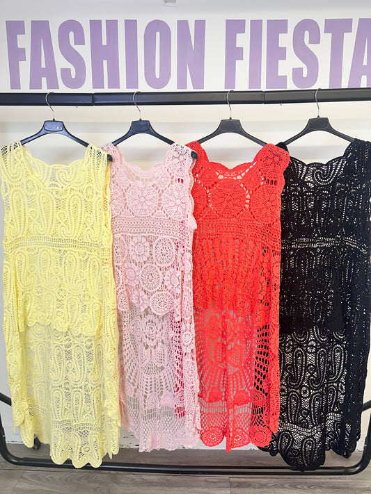 1963 - Embroidered Cover Up