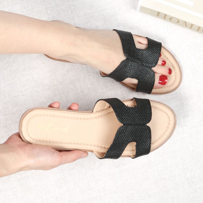 S1035 - Woven Raffia Mule Sandal