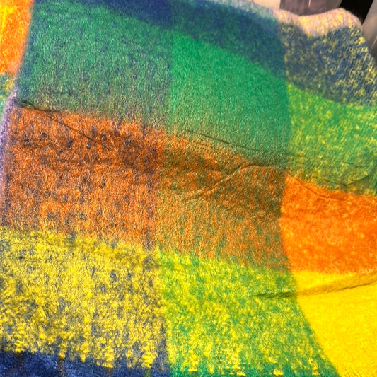 A011 - CHUNKY CHECK SCARF