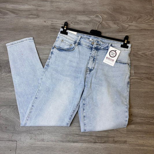 1735 - Jeans