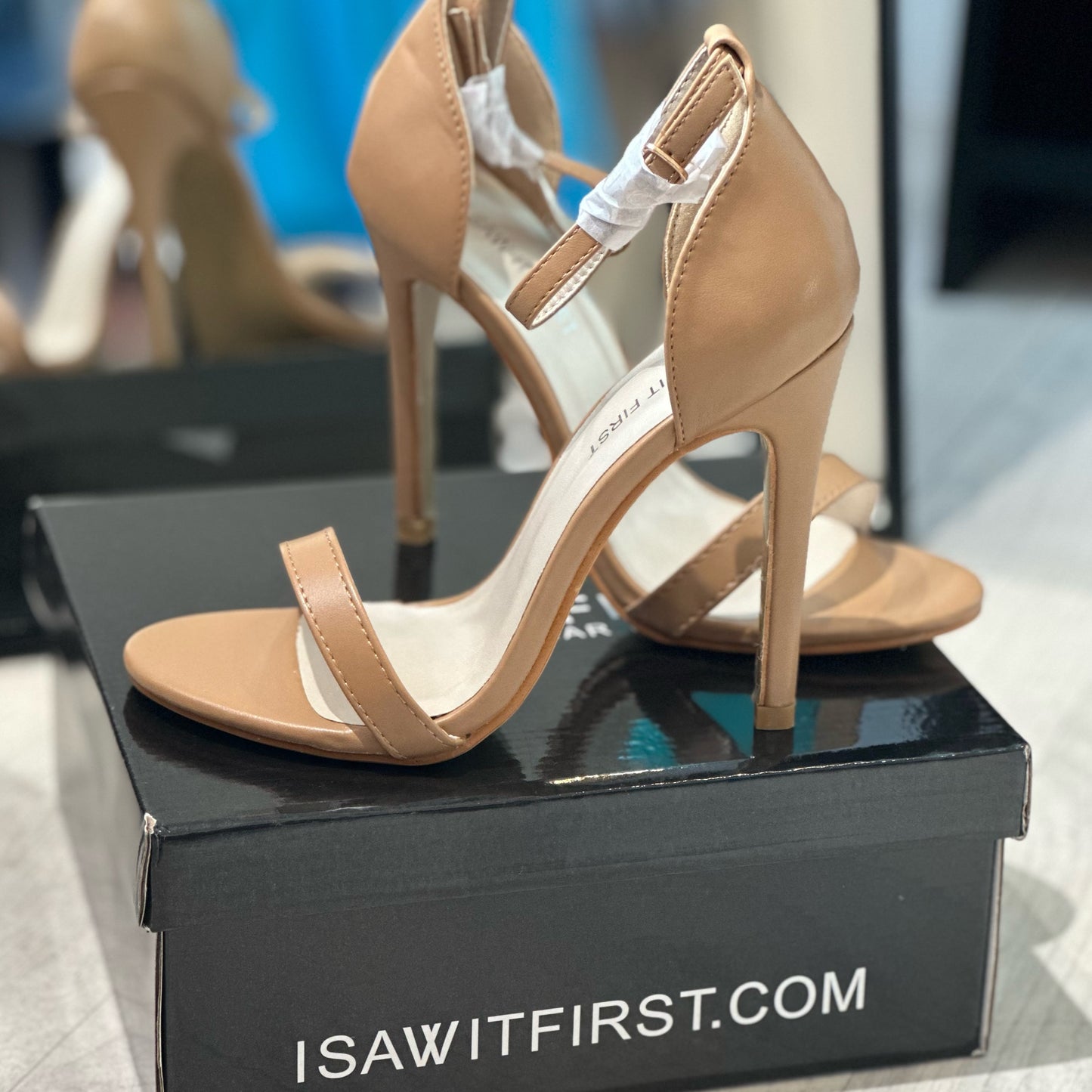 S1007 - ISIF BARELY THERE NUDE HEELS