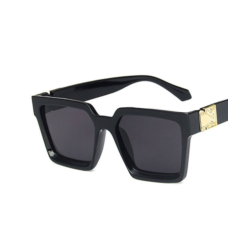 A027 - SUNGLASSES