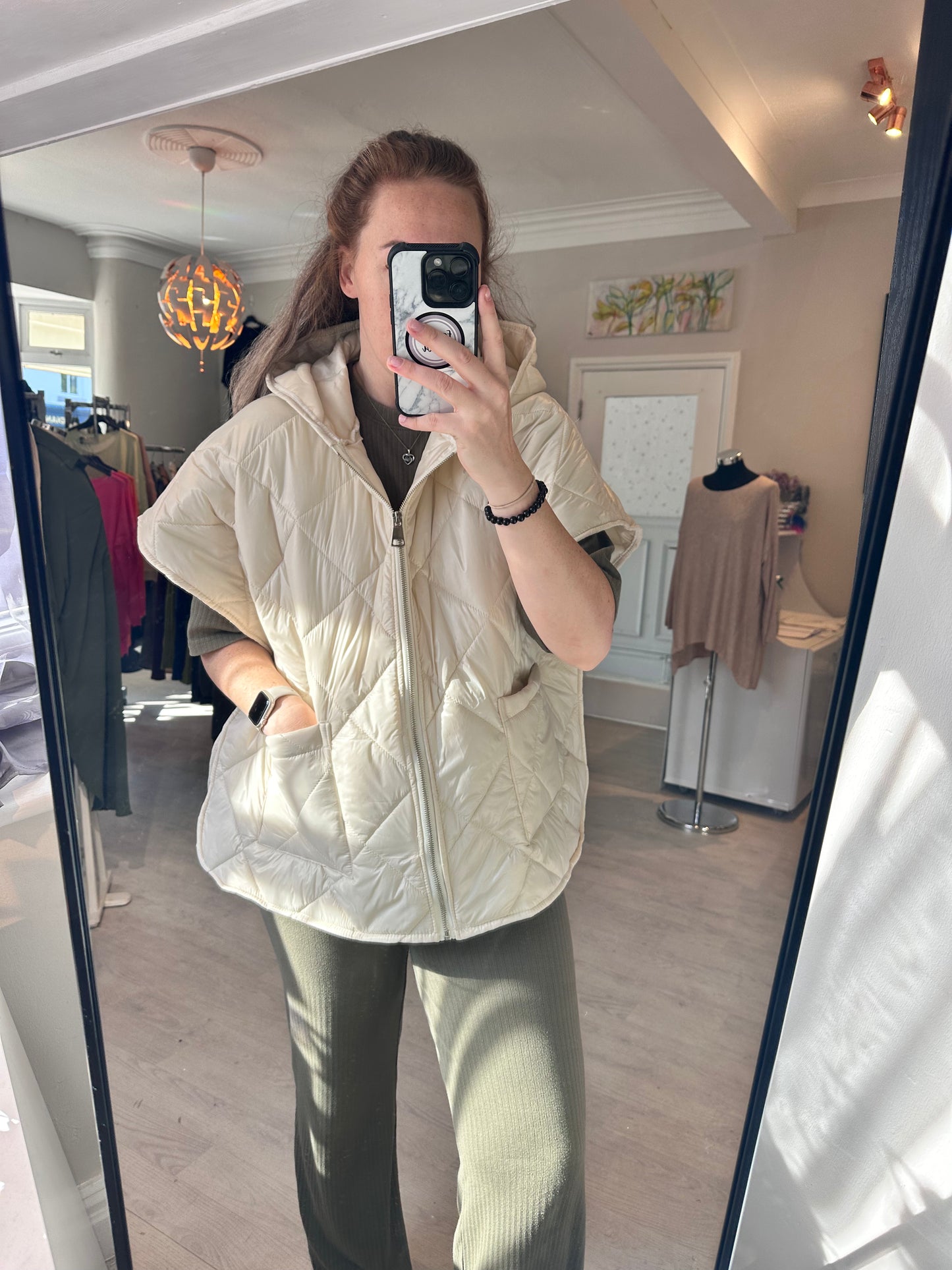 1376 - HOODED POCKET GILET
