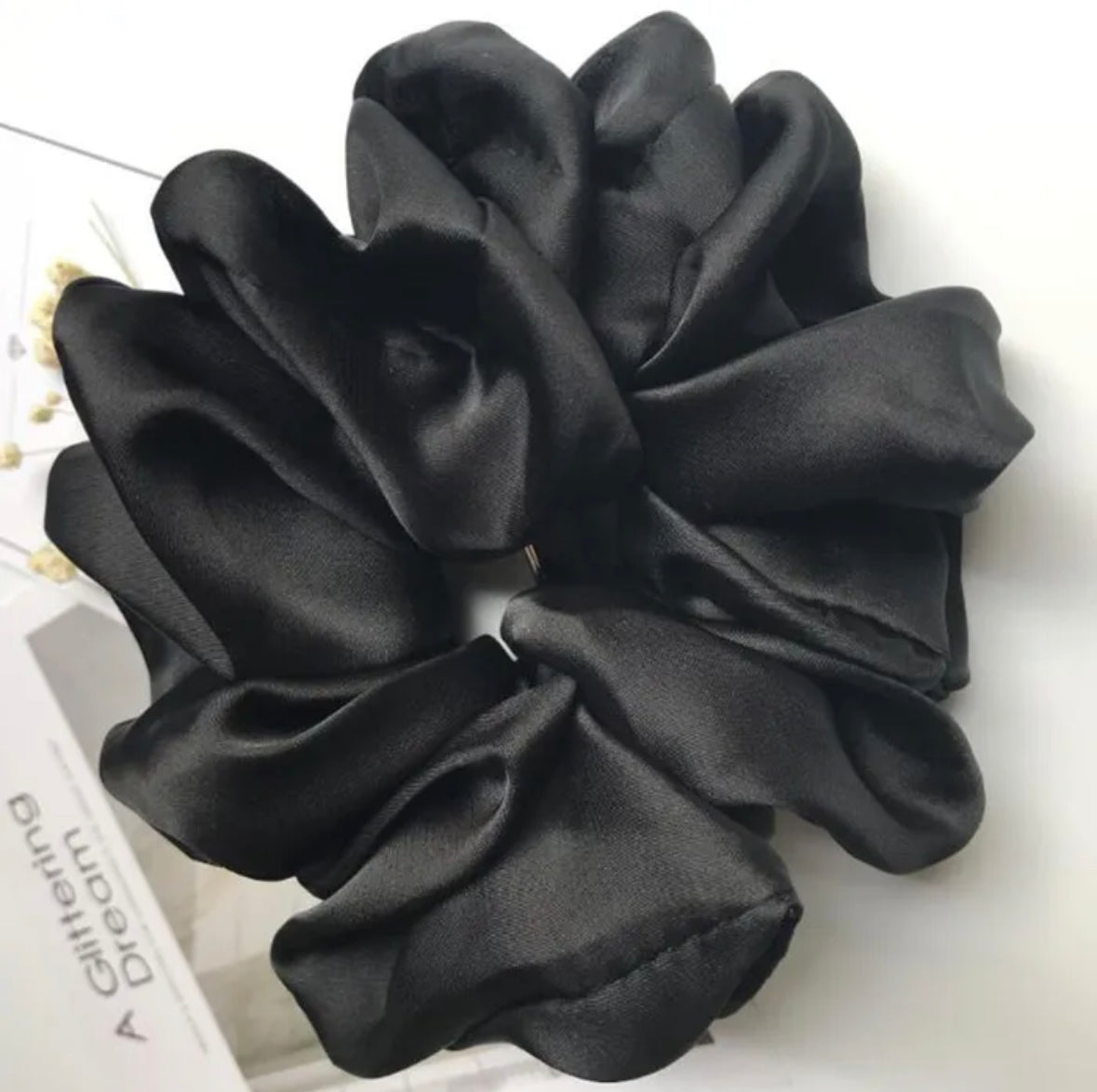 *PRE-ORDER* A057 - Scrunchie